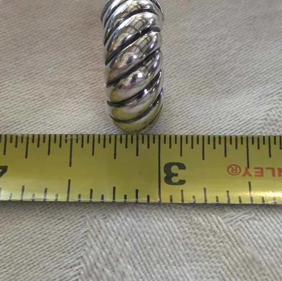 David Yurman Sculpted Cable Shrimp Earrings in Sterling Silver - Picture 12 of 14